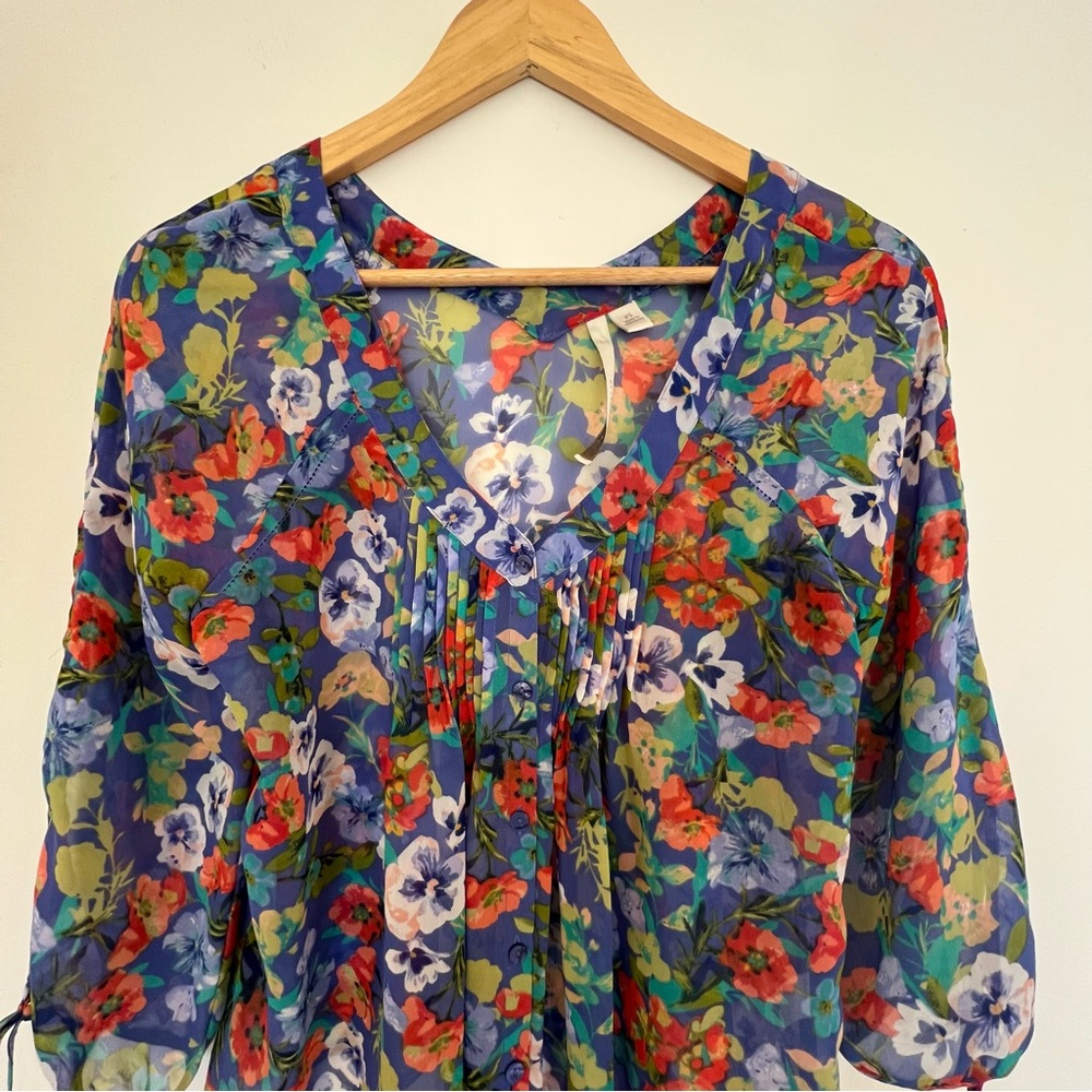 ✅ LC Lauren Conrad XS oversized floral Sheer Blouse 3/4 sleeve top pleat flowy